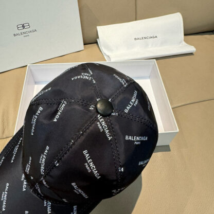 Balenciaga Classic Lightweight Breathable Baseball Cap - Image 5