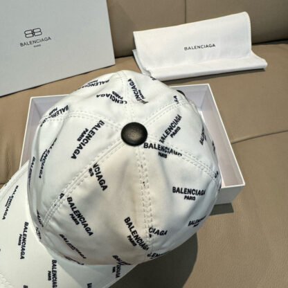 Balenciaga classic lightweight breathable baseball cap - Image 5