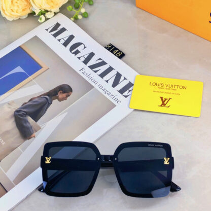 LOUIS VUITTON Fashion Sunglasses - Image 6