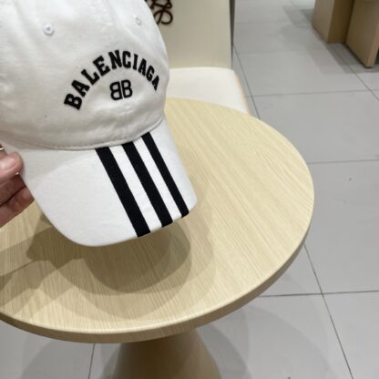 Balenciaga new embroidered logo baseball cap - Image 5