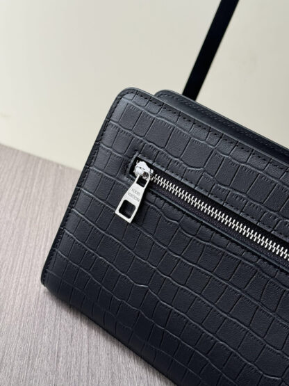 Louis Vuitton LV combination lock clutch bag - Image 5
