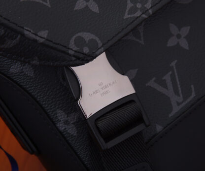 Louis Vuitton Messenger PM Voyager Small Messenger Bag - Image 5