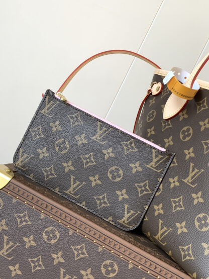 Louis Vuitton Neverfull Small Tote - Image 5