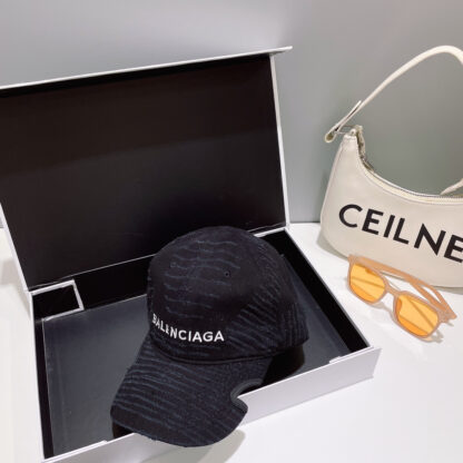 Balenciaga couple simple fashion baseball cap - Image 5