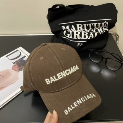 Balenciaga simple and stylish couple baseball cap - Image 5