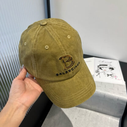 Balenciaga baseball cap - Image 5