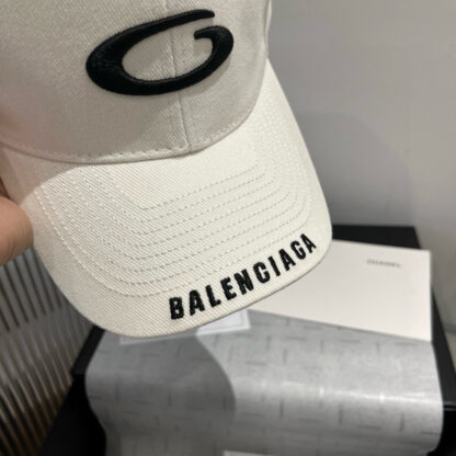 Balenciaga baseball cap - Image 5