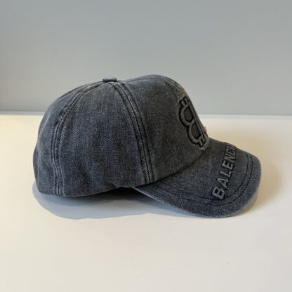 Balenciaga logo baseball cap - Image 5
