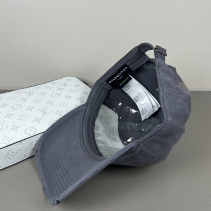 Balenciaga classic quote embroidered couple baseball cap - Image 5