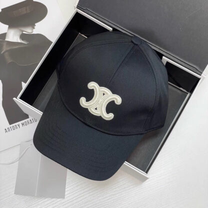 Celine exquisite baseball cap - Image 5