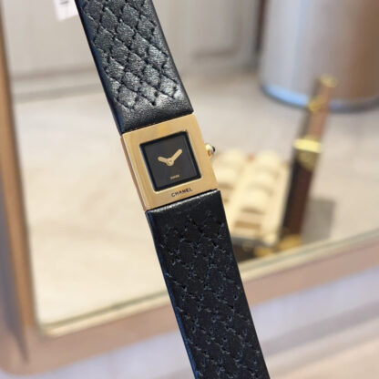 Chanel Diamond Small Square Watch - Image 6