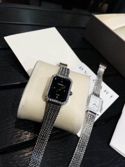 Chanel Vintage Sugar Cube Women's Watch - Image 6
