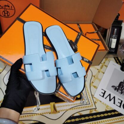 Hermès latest light blue handmade slippers - Image 5