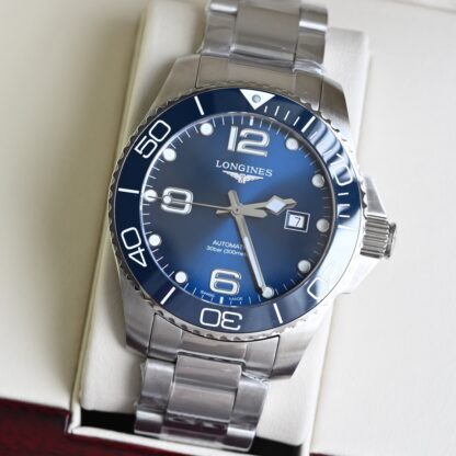 Longines Conquest diving series men's watch - Image 6