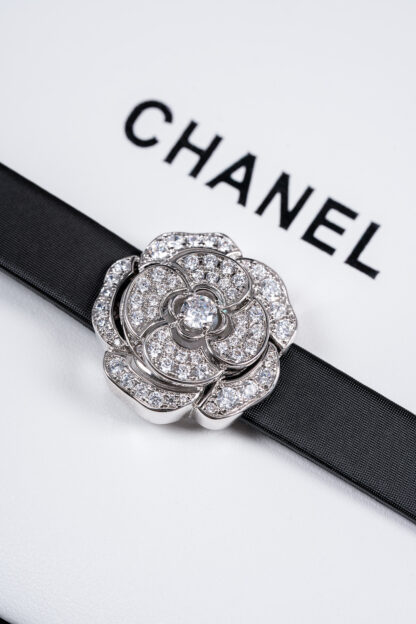 Chanel Delicate Camellia Quartz Watch - Image 6