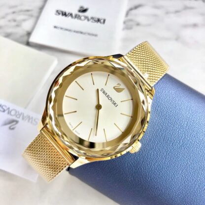 Swarovski NOVA series mesh strap watch - Image 4