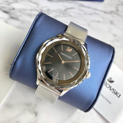 Swarovski NOVA series mesh strap watch - Image 4