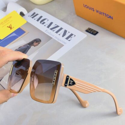 LOUIS VUITTON Fashion Sunglasses - Image 6