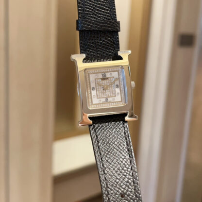 Hermes Square Dial Simple Quartz Watch - Image 5