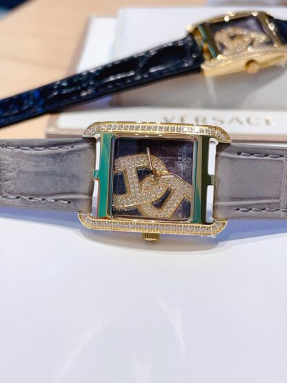 Hermes Square Dial Diamond Quartz Watch - Image 5