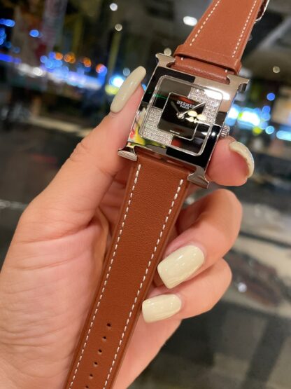 Hermes personalized elegant diamond fashion watch - Image 5