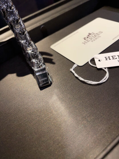 Hermes exquisite square dial diamond quartz watch - Image 5