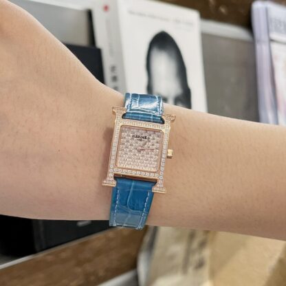 Hermes Starry Dial Exquisite Watch - Image 5