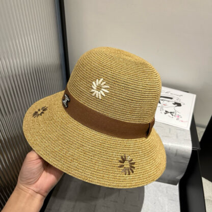 Celine hand-crocheted flower straw hat - Image 5
