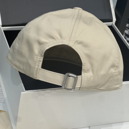 Selene's exquisite baseball cap - Image 5
