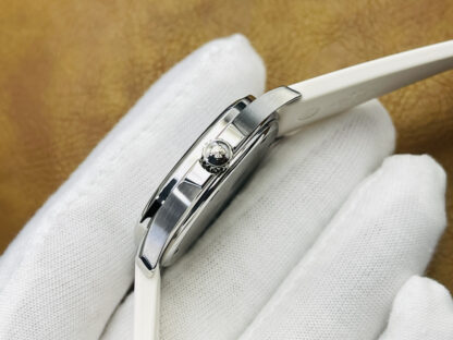 Patek Philippe Aquanaut Ladies Quartz Watch - Image 5