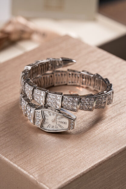 Bulgari Serpentine Watch - Image 5
