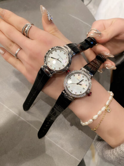 Bulgari's dazzling watch - Image 5