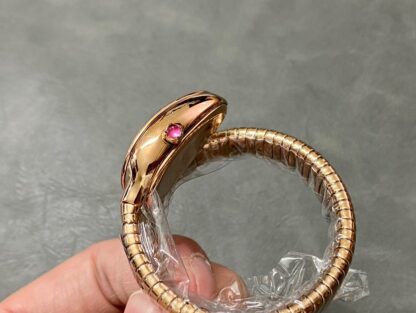 Bulgari Snake Classic Delicate and Exquisite Watch - Image 5