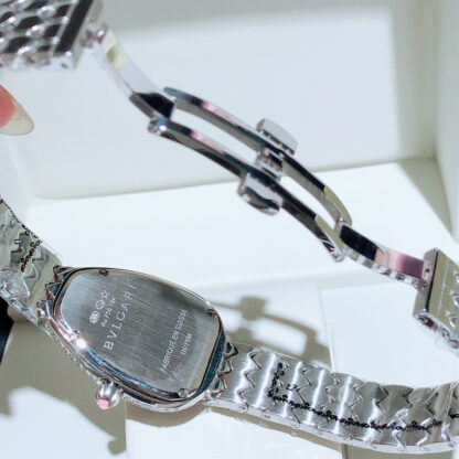 Bulgari's slim and shining classic snake shadow watch - Image 5