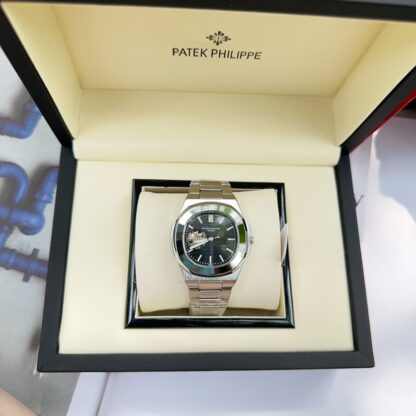 Patek Philippe Nautilus series women's watch - Image 5