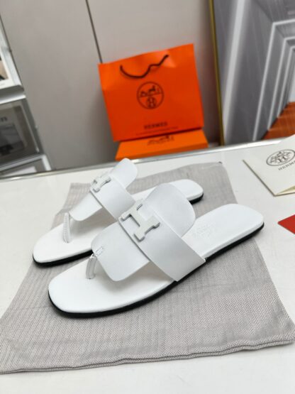 Hermès spring and summer white daily home travel vacation essential slippers - Image 4