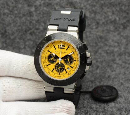 Bulgari Classic Men's Watch - Image 5