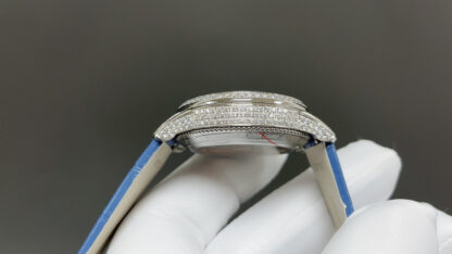 Vacheron Constantin Ultra-Thin Mechanical Women's Watch - Image 5