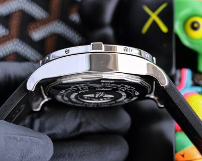 Breitling Avenger Series Watches - Image 5