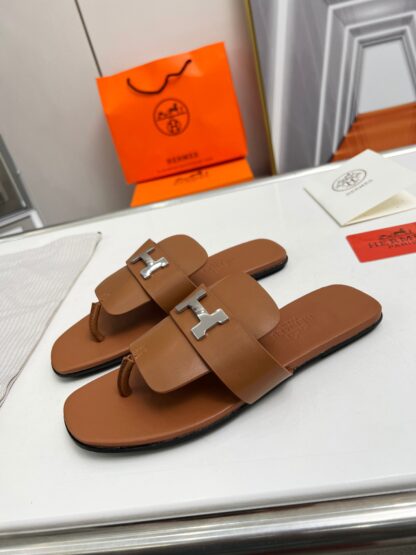 Hermes spring and summer dark brown daily home travel vacation essential slippers - Image 4