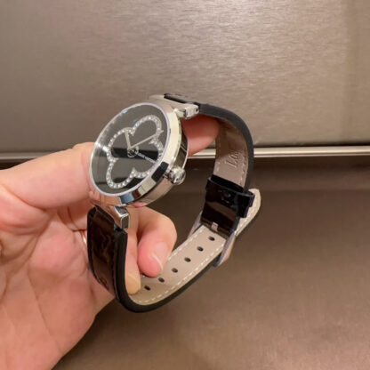 Louis Vuitton two-hand super popular watch - Image 5
