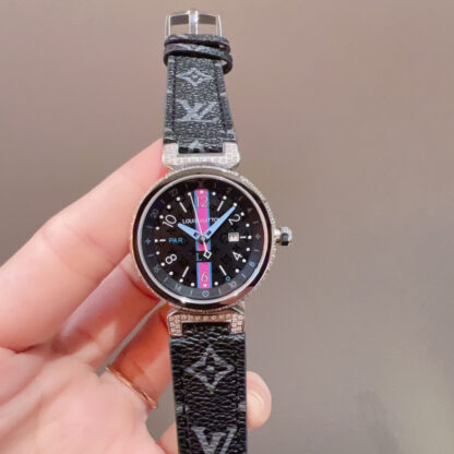 Louis Vuitton cowhide watch - Image 5