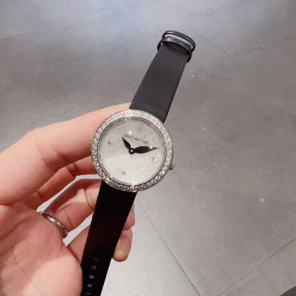 Louis Vuitton cowhide watch - Image 5