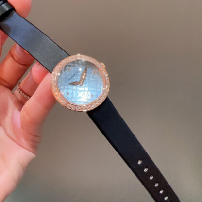 Louis Vuitton cowhide watch - Image 5