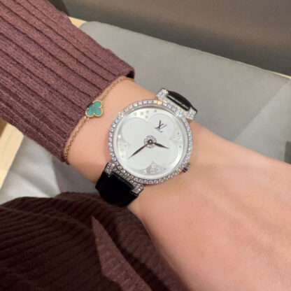 Louis Vuitton three-hand super hot watch - Image 5