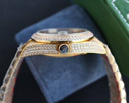 Rolex Custom Edition Sparkling Star Dial Shell dial - Image 5