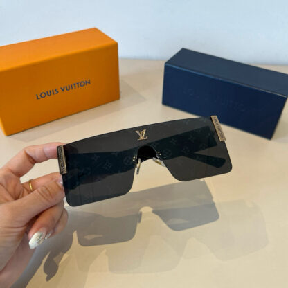 LOUIS VUITTON Fashion Sunglasses - Image 6