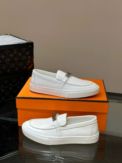Hermès Classic Men's White Soft and Durable Loafers - Image 5