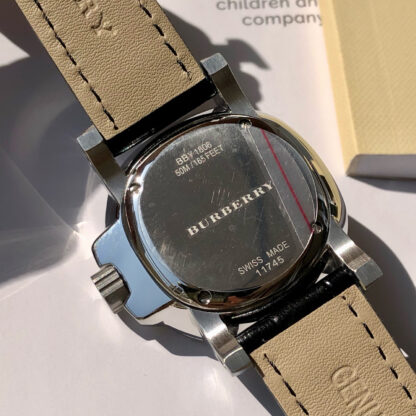Burberry Quartz Women's Watch - Image 5