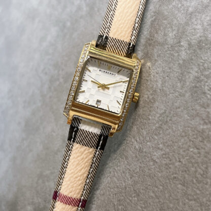 Burberry Fashion Versatile Quartz Watch - Image 6